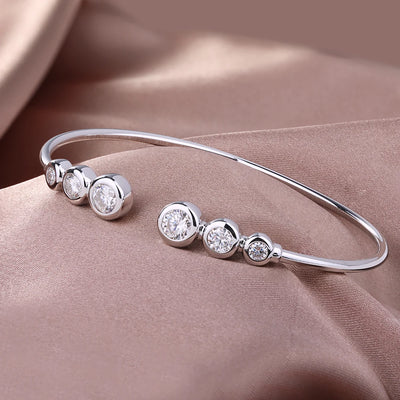 Offener Armreif 925er Sterlingsilber mit Moissanitstein