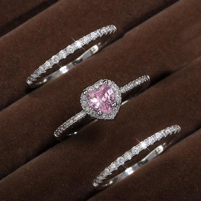 Herzförmiger Zirkonia-Ring – Romantische Eleganz in Silber